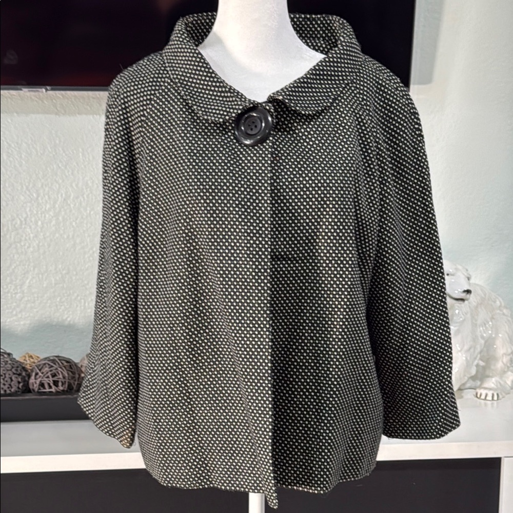 Artifacts Elegant Black and White w Blue Lining Women's Jacket (M)